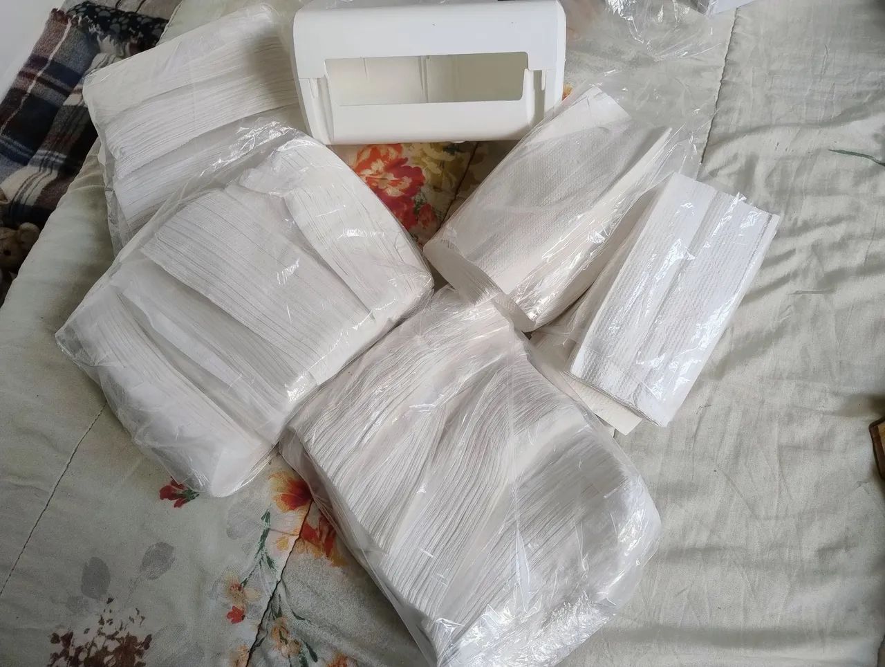Vendo Superte toalete com 1500 papel interfolhado  - Foto 2