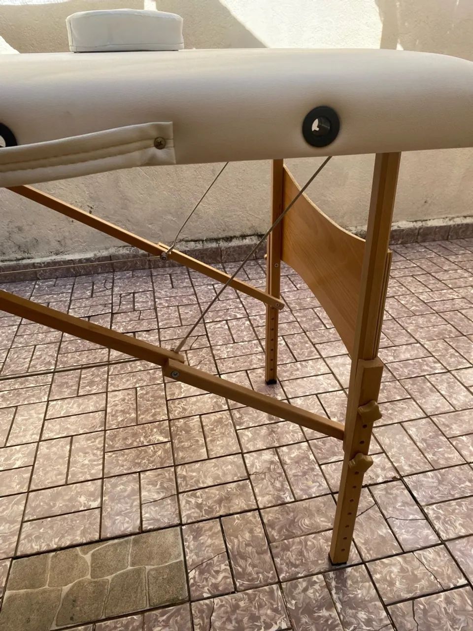 Maca de Massagem Portátil com Altura Regulável com Respiro Divã   - Foto 5