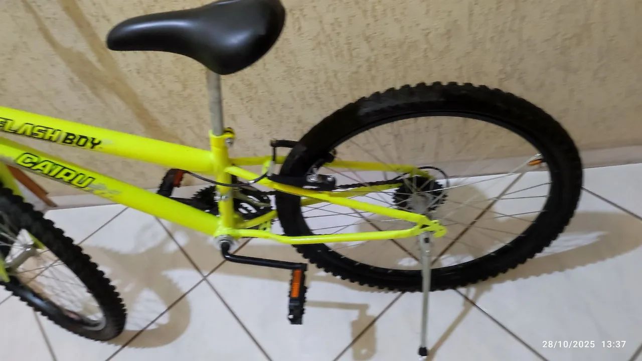 Bicicleta Semi nova aro 24  - Foto 3