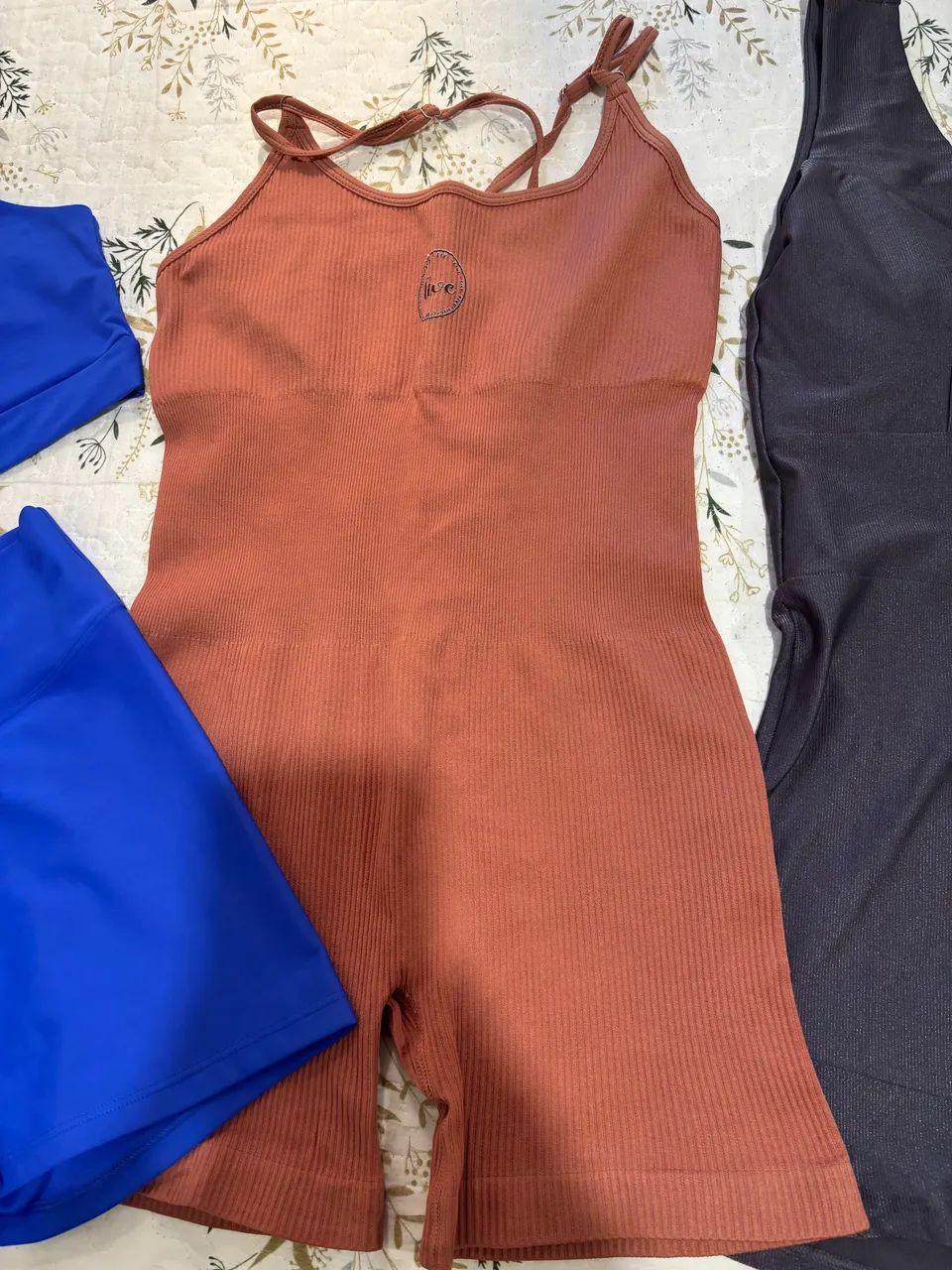 Kit de roupas fitness - Foto 4