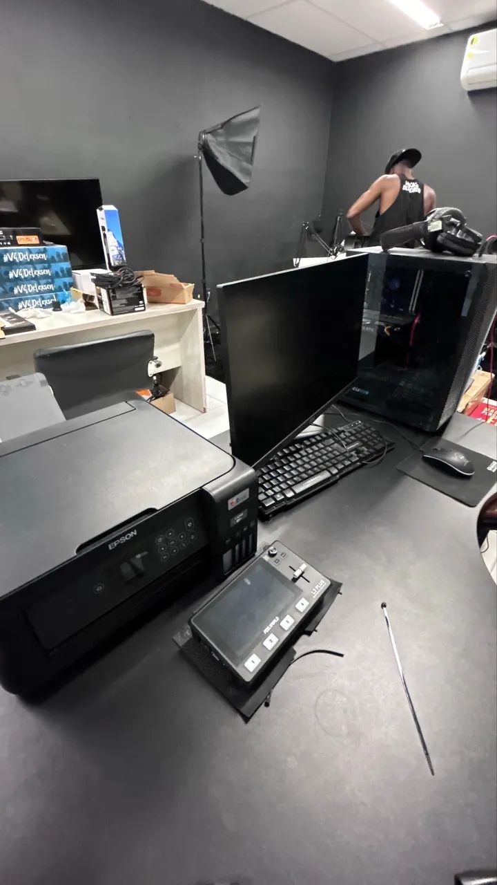 Mesa de corte L2 plus Feelword 4 canais