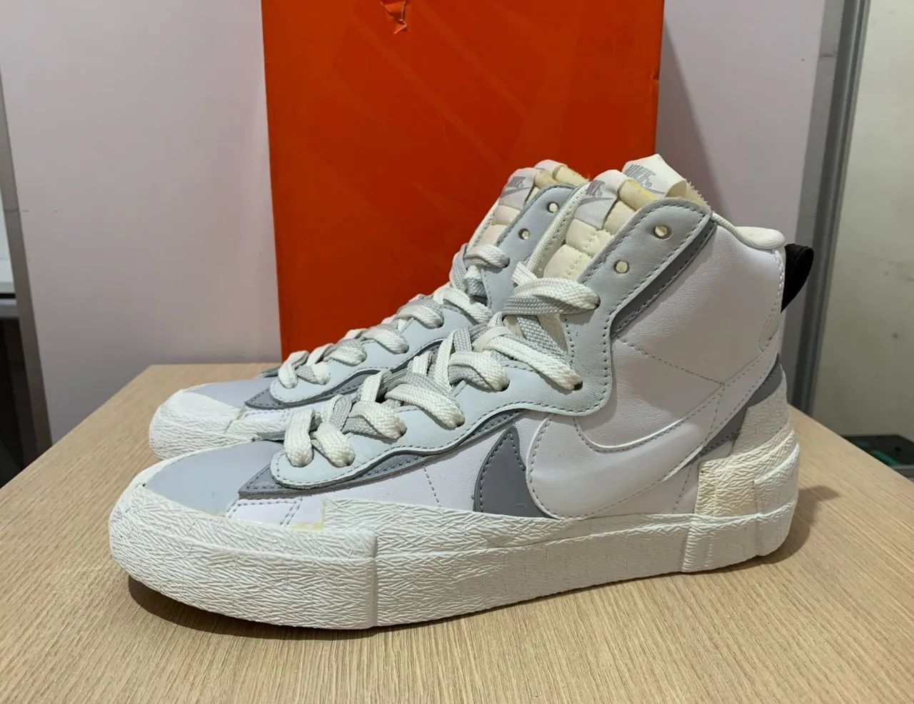 Nike Blazer Mid White Grey x Sacai - Foto 2