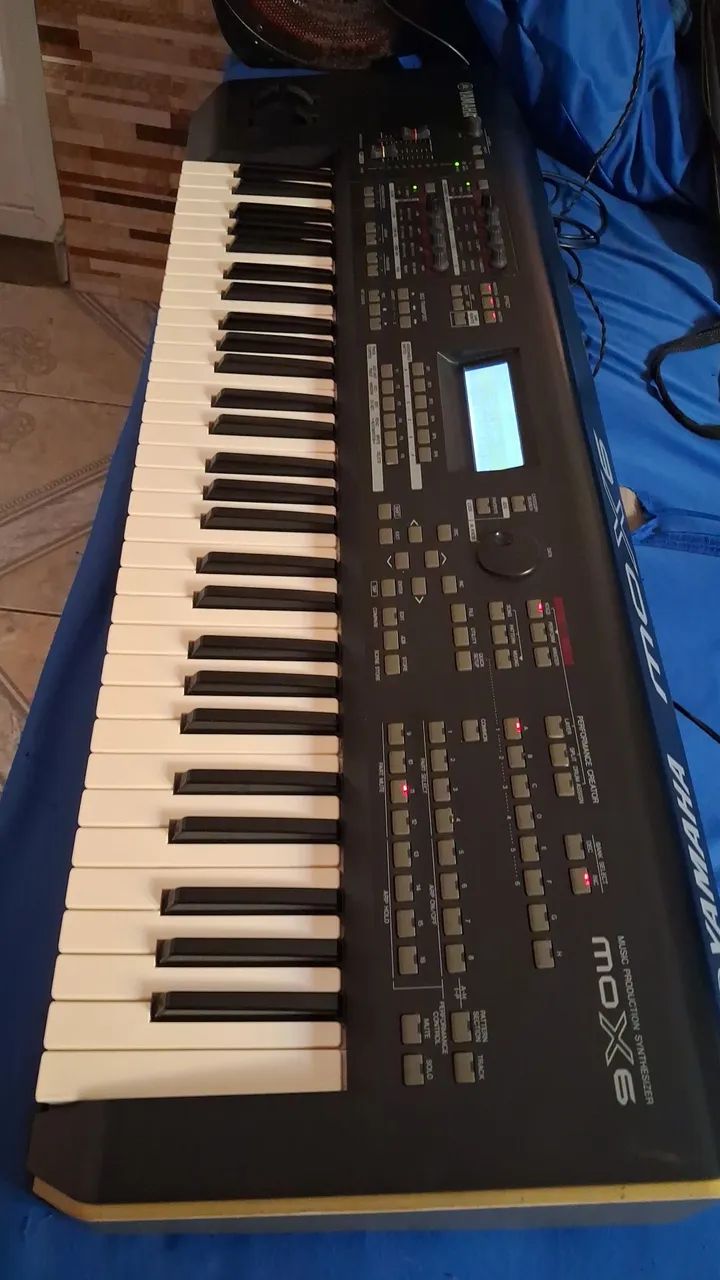 Teclado  Yamaha mox6  - Foto 3