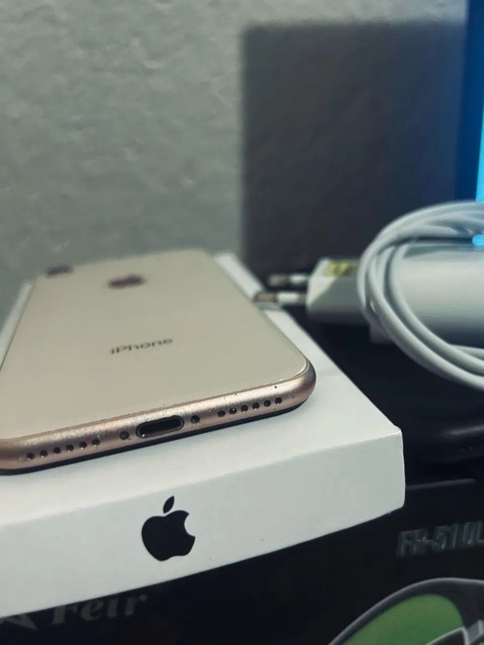 iPhone SE 2ª Geração - 64GB ( Touch ID off ) - Desapego  - Foto 3
