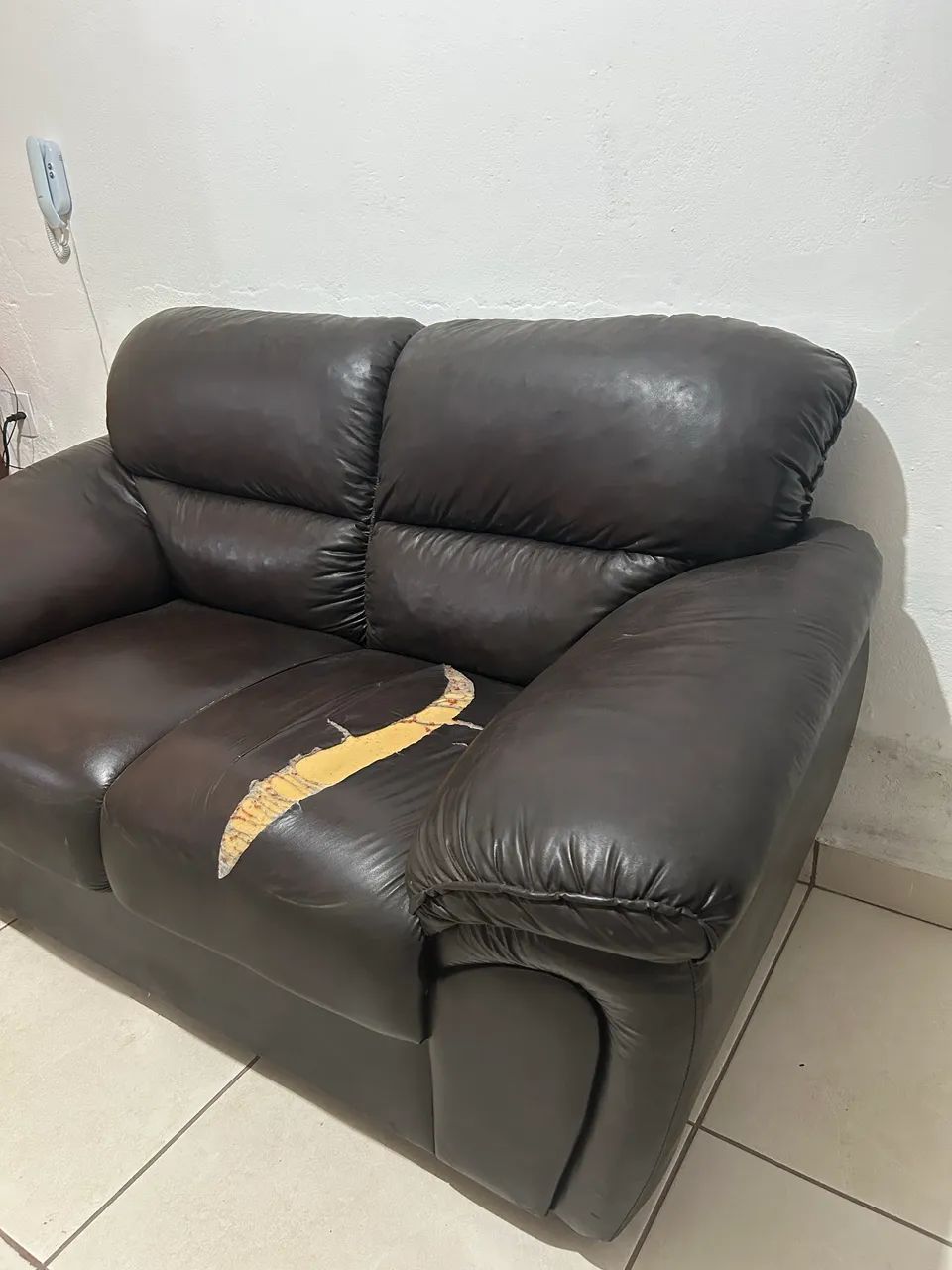 Sofá de couro (rasgado) - Foto 3
