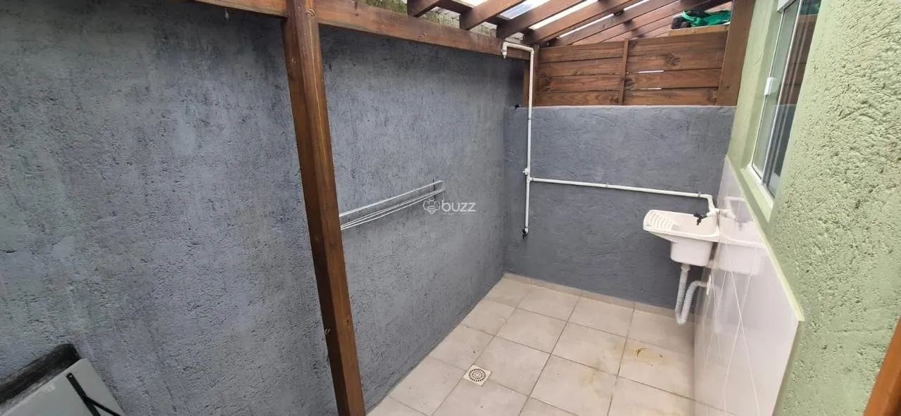 Casa Semi-Mobiliada com 02 Quartos Ótima Localização - Foto 4
