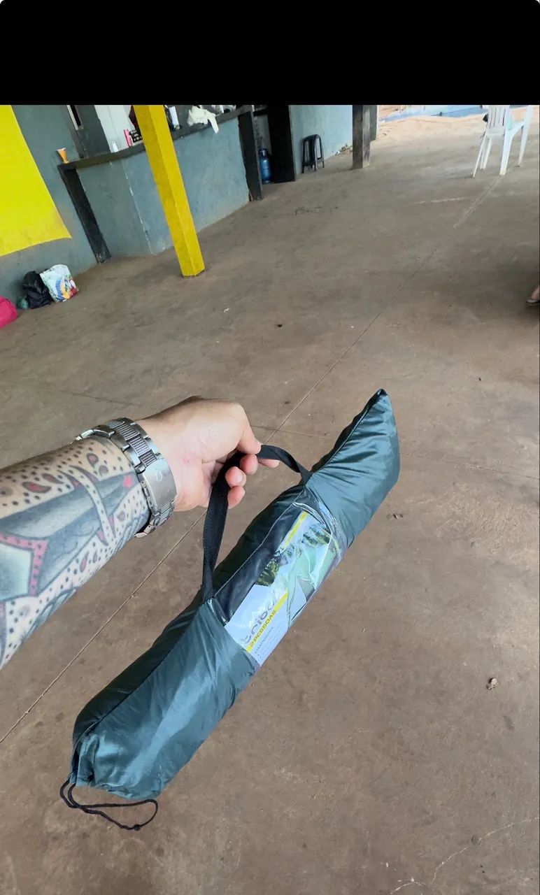 Barraca para acampamento iglu 2 pessoas - SEMI NOVA, USADA APENAS UMA VEZ.  - Foto 6