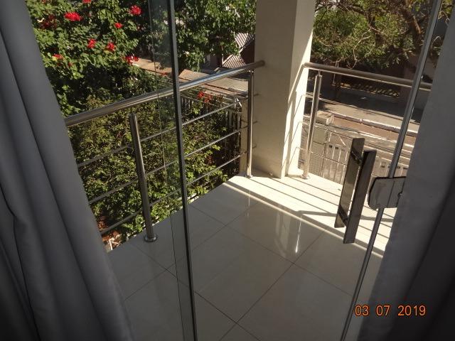 Vendo Sobrado 6 Quartos, Sendo 4 Suítes, Jardim Califórnia - Foto 17