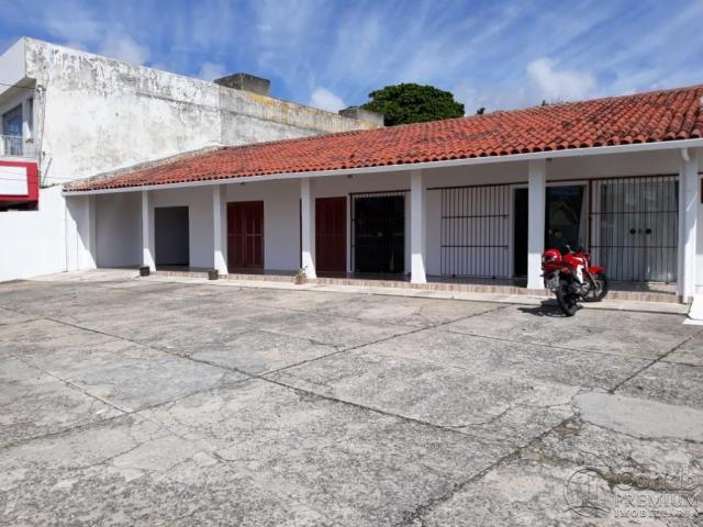 CASA COMERCIAL NO BAIRRO ATALAIA EM FRENTE AO GBARBOSA - Foto 2