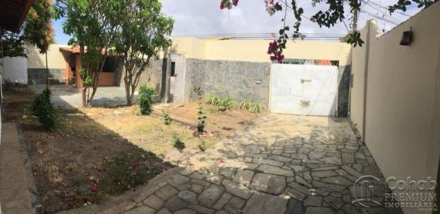 Casa na coroa do meio com quintal - Foto 3