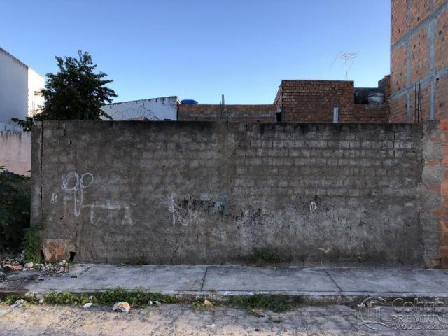 TERRENO NO BAIRRO INDUSTRIAL, PROX. A ORLINHA E COM VISTA PARA O RIO