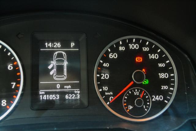 VW Tiguan - Impecável - Bancos em couro + Park Assist - 2010 - Foto 13