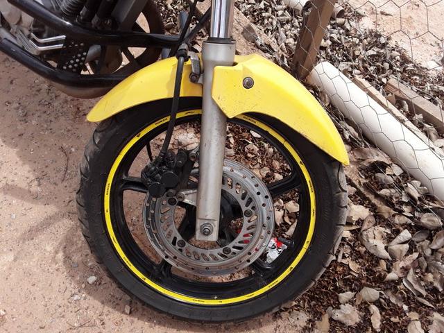 Vende-se Moto Twister 2007