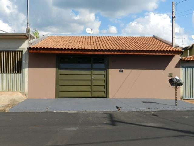 Linda Casa em Serrana/SP - 3 dormitórios, sendo 01 com Suíte