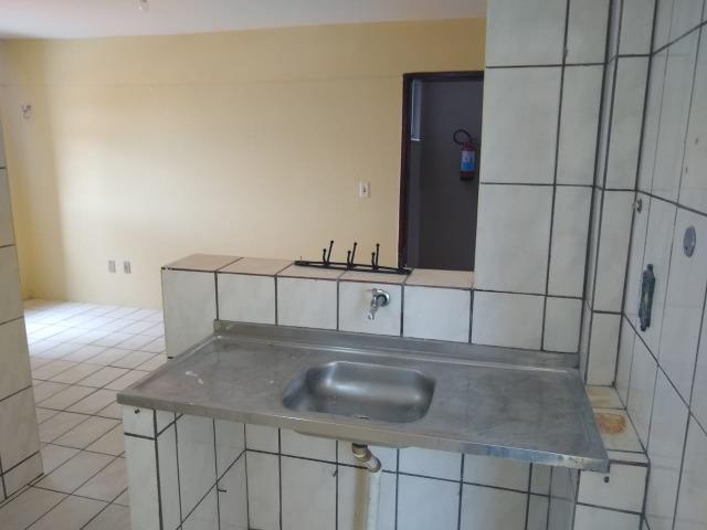 Ótimo apartamento com 02 quartos para aluguel no bairro Joaquim Távora - Foto 4