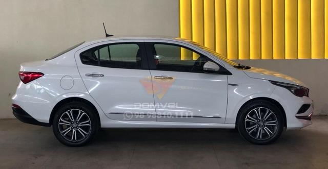Fiat Cronos Precision 1.8 AT 18/19 - Foto 4
