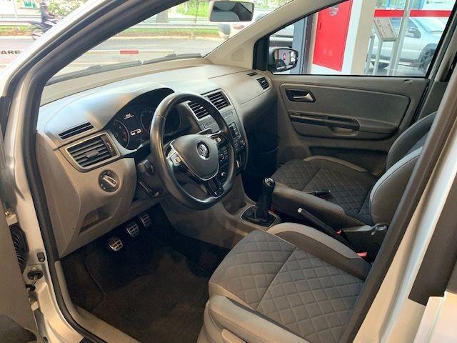 Volkswagen Fox HIGHLINE 4P - Foto 5