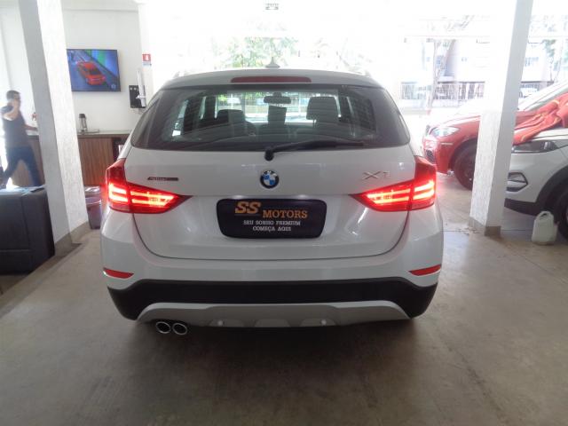 BMW X1 2014/2015 2.0 16V TURBO ACTIVEFLEX SDRIVE20I X-LINE 4P AUTOMÁTICO - Foto 4