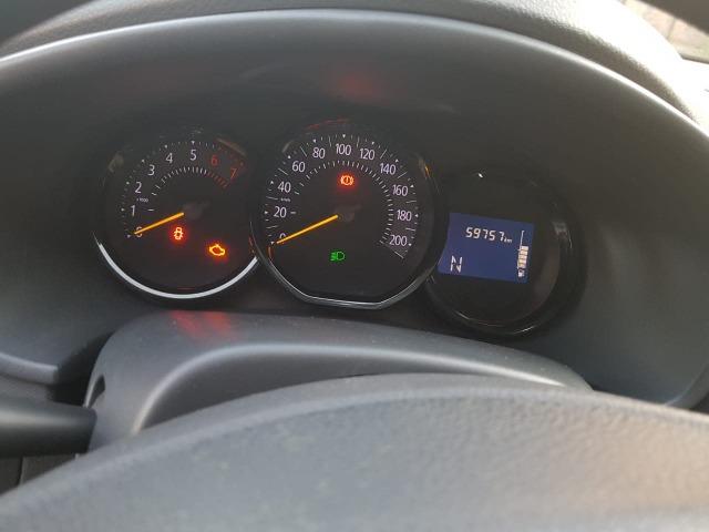 Sandero 1.6 Auto. Top Impecável cheira a zero km - Foto 11