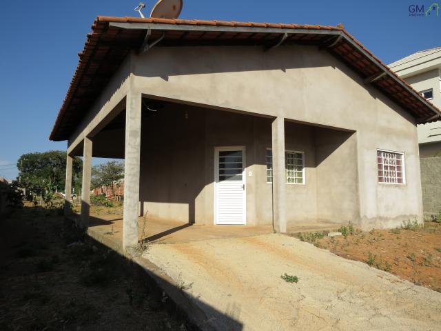 Casa a venda / condomínio alto da boa vista / 2 quartos / garagem coberta / sobradinho - d