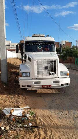 Caminhão EDC Nl 12.360 Golden