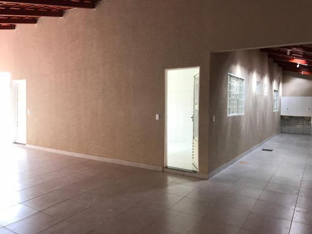 Alugo casa nova com 3 quartos, sendo 1 suite na Vila São Sebastião Senador Canedo - Foto 2