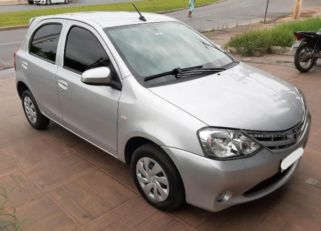 Vendo Toyota Etios