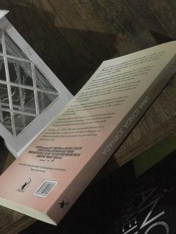 Livro Uma Longa Jornada - Foto 2