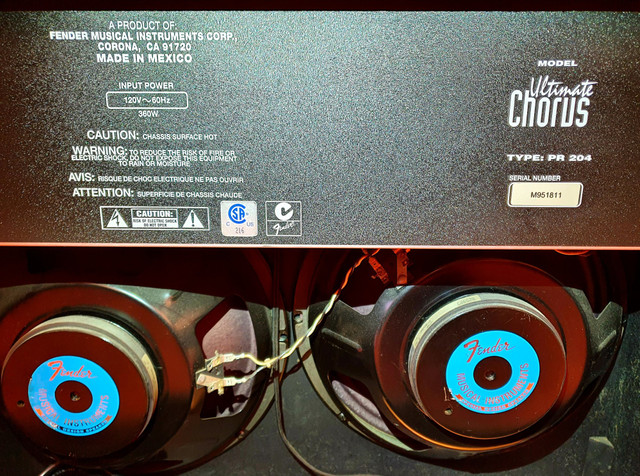 Amplificador Fender Ultimate Chorus 130w Marshall Vox Orange laney blackstar peavey - Foto 6
