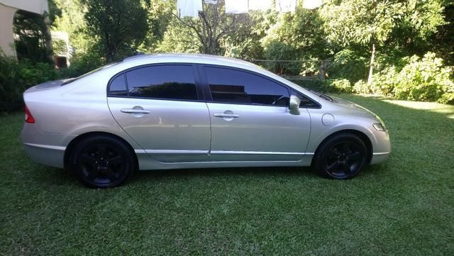 Honda Civic carro muito conservado