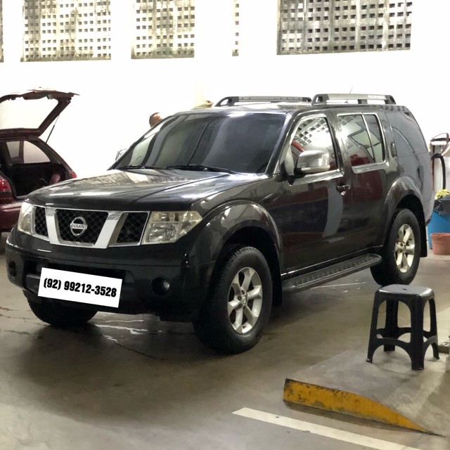 NISSAN PATHFINDER SE 2.5 4X4 16V TDI DIESEL AUT.