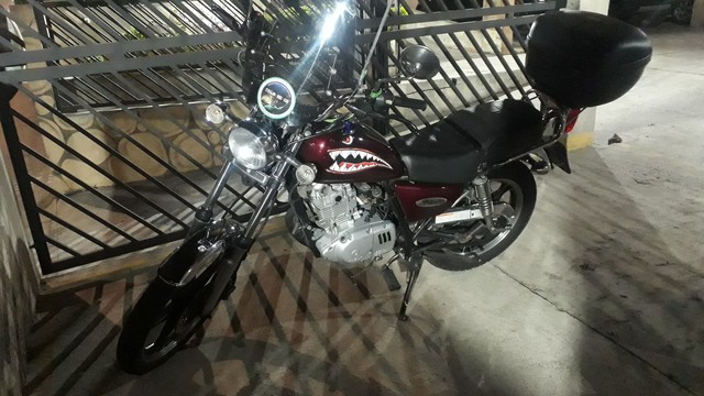 SUZUKI INTRUDER 125 2011