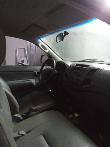 TOYOTA 2010 CABINE SIMPLES