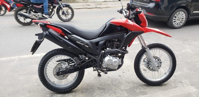 MOTO HONDA BROSS 2016
