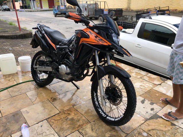 MOTO XRE 300 ABS