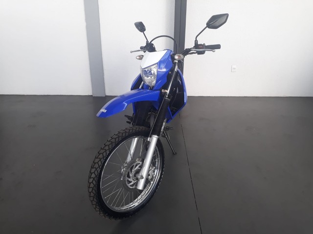 YAMAHA XTZ 250 LANDER AZUL