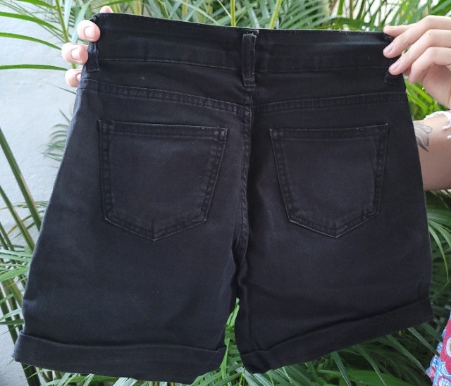 short jeans preto feminino