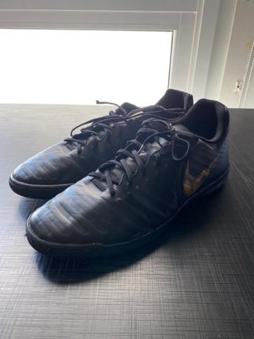chuteira da nike tiempo futsal