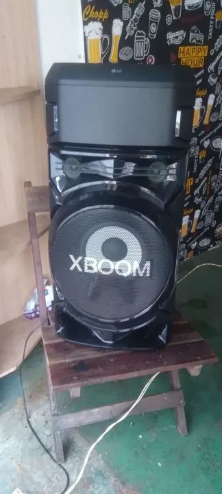  Vendo uma caixa de som l.g