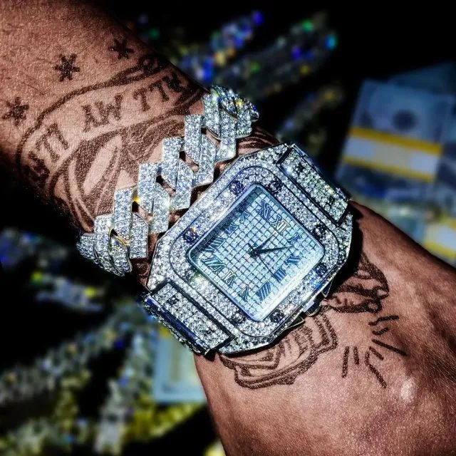 Relogio Cartier cravejado + Pulseira ice Prong