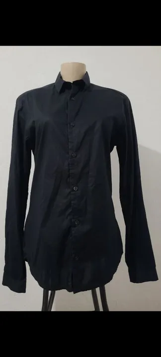 Camisa Social Preta slim feminina amanho M, bonita, original, elegante, confortável.
