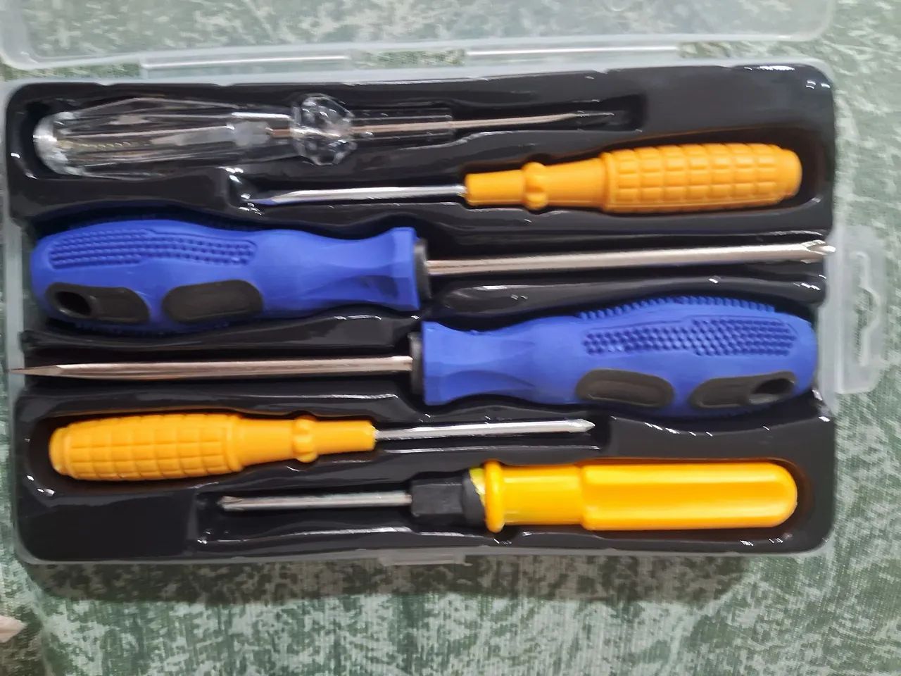 Kit de ferramentas, chaves de fenda e Philips - Foto 3