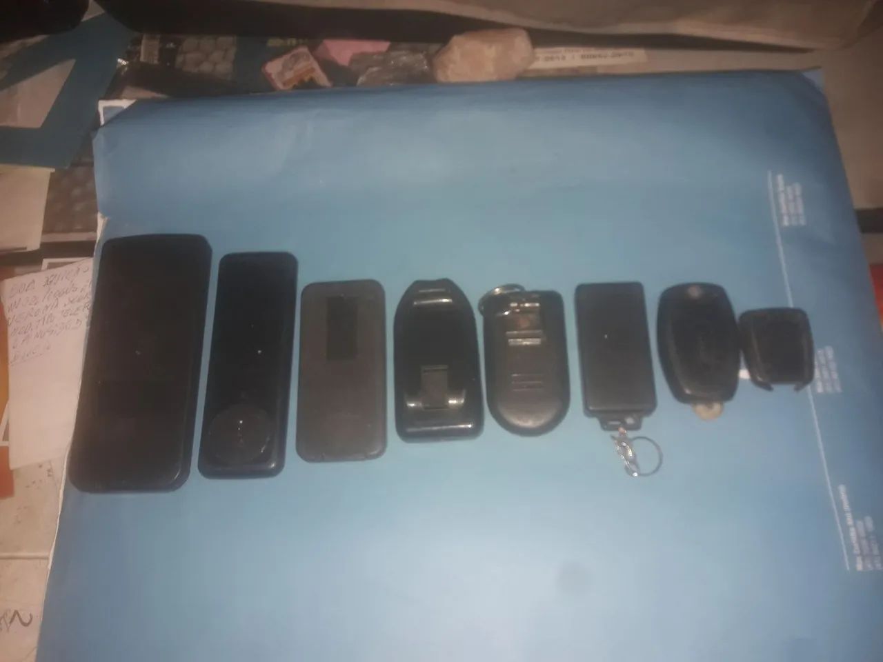 Controle remoto. Vendo 8 . - Foto 2