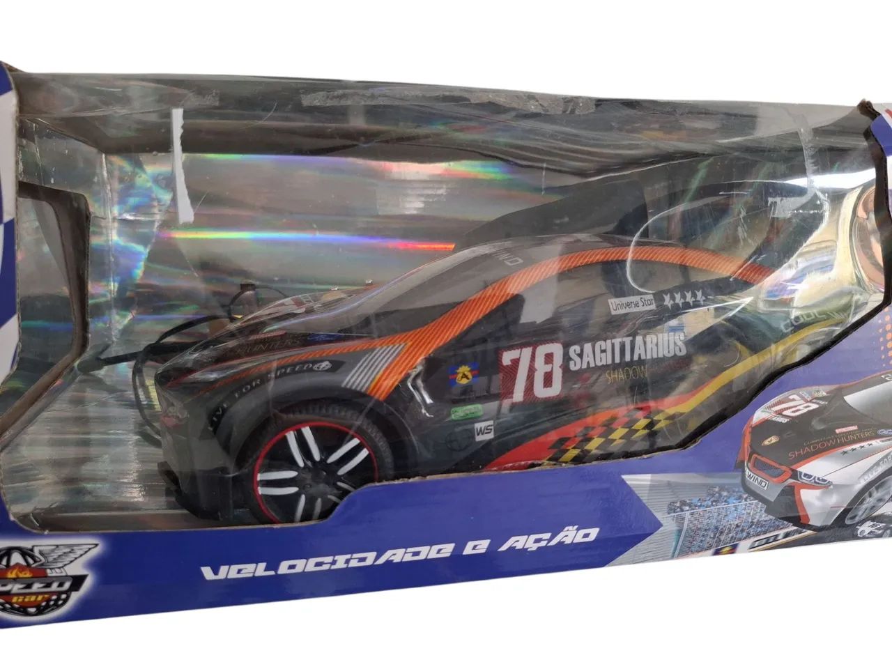 Carrinho controle remoto com carregador e bateria recarregável.  - Foto 2