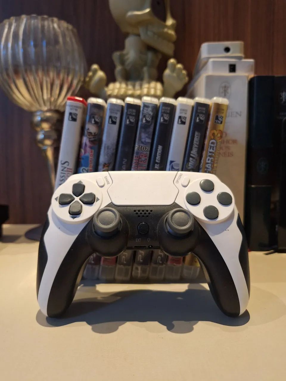 Controle Dualshock Branco para PS4 e PS3