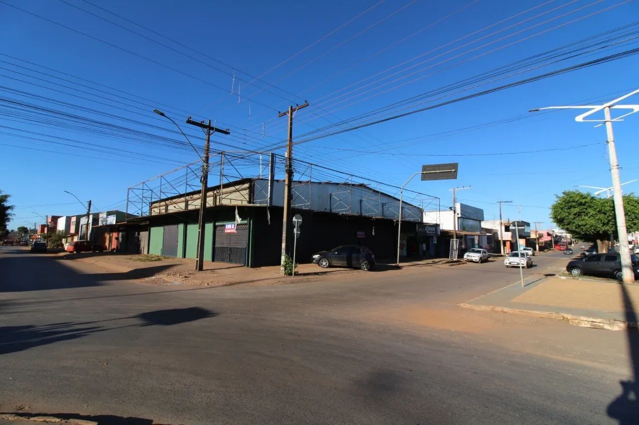 LOJA COM 400 M2 P/ ALUGUEL NO SETOR NORTE - Foto 4
