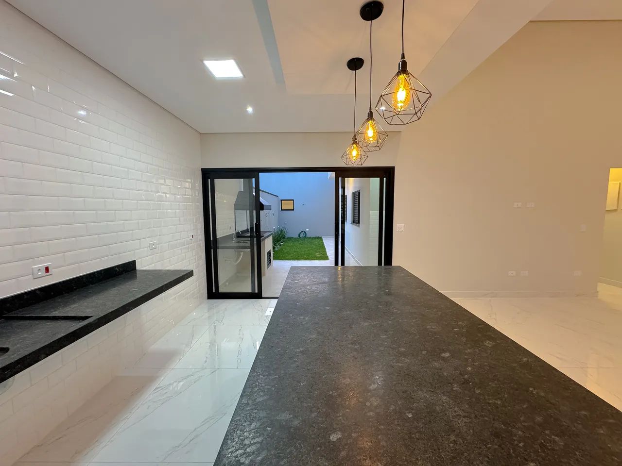 Térrea para venda tem 136 metros quadrados com 3 quartos em Portal Ville Jardins - Boituva - Foto 5