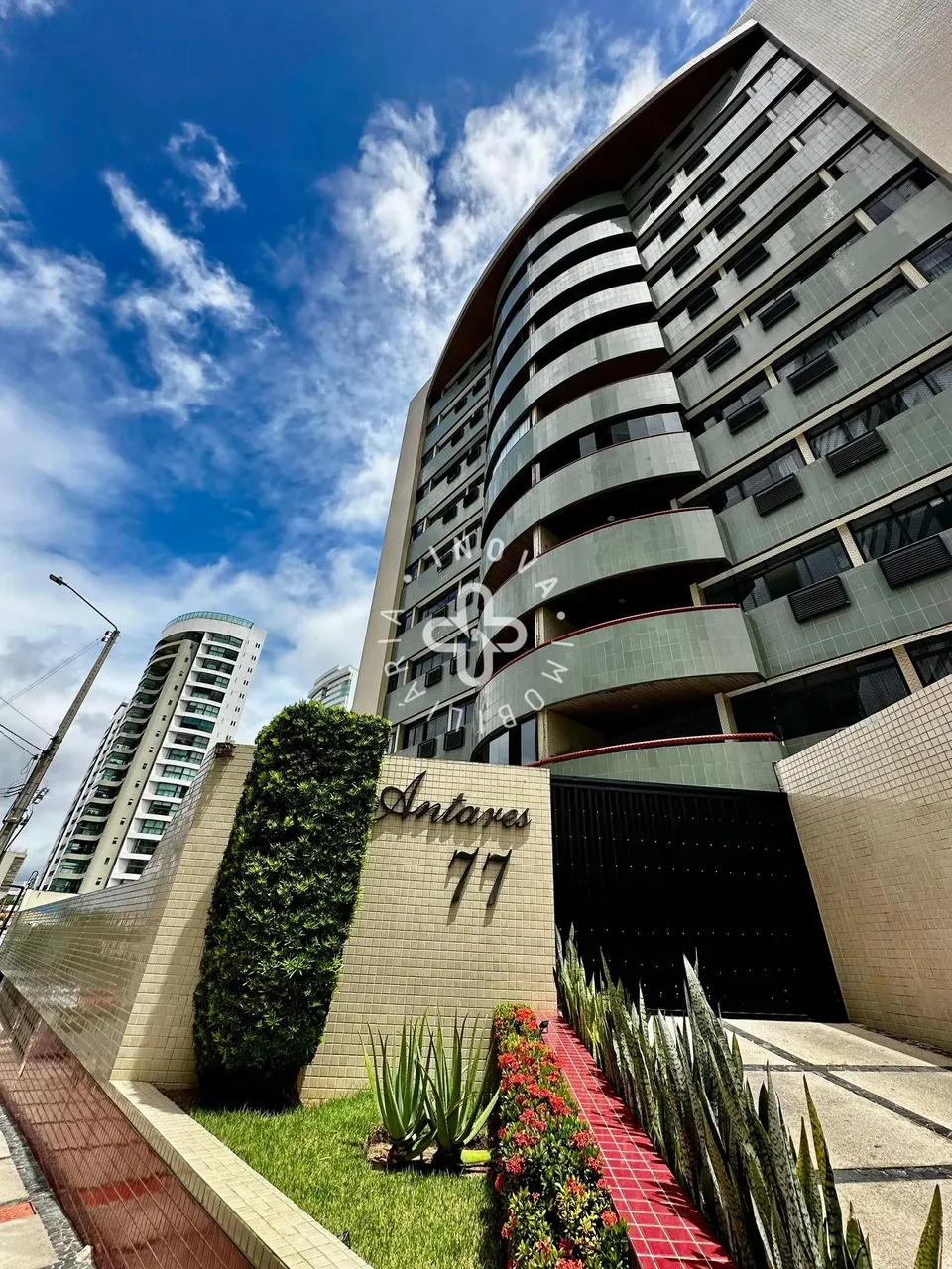 Apartamento à venda no Edifício Antares- Maurício de Nassau- Caruaru - PE