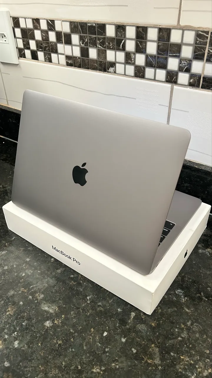 macbook pro 13 2017