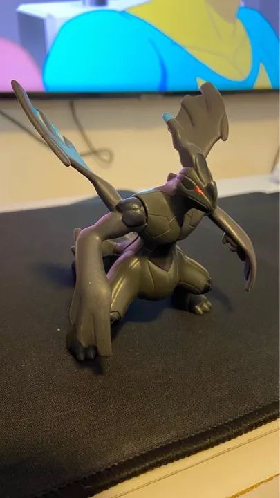 Boneco Pokemon Zekrom Mc Donalds 